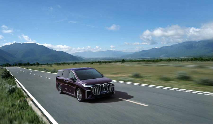 强电动 真安全 真豪华,2024款新岚图梦想家隆重上市