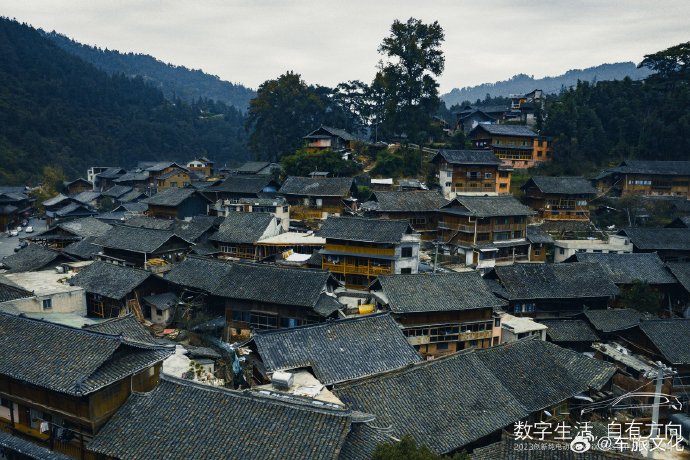 ����������з���  2023���´��綯BMW iX1����ǭ�������֮�������չ�