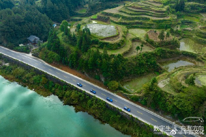 ����������з���  2023���´��綯BMW iX1����ǭ�������֮�������չ�